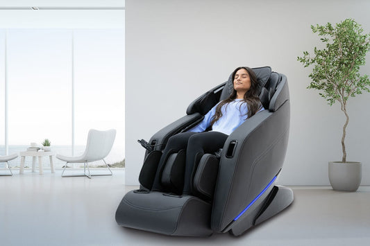 SHARPER IMAGE AXIS™ 4D MASSAGE CHAIR